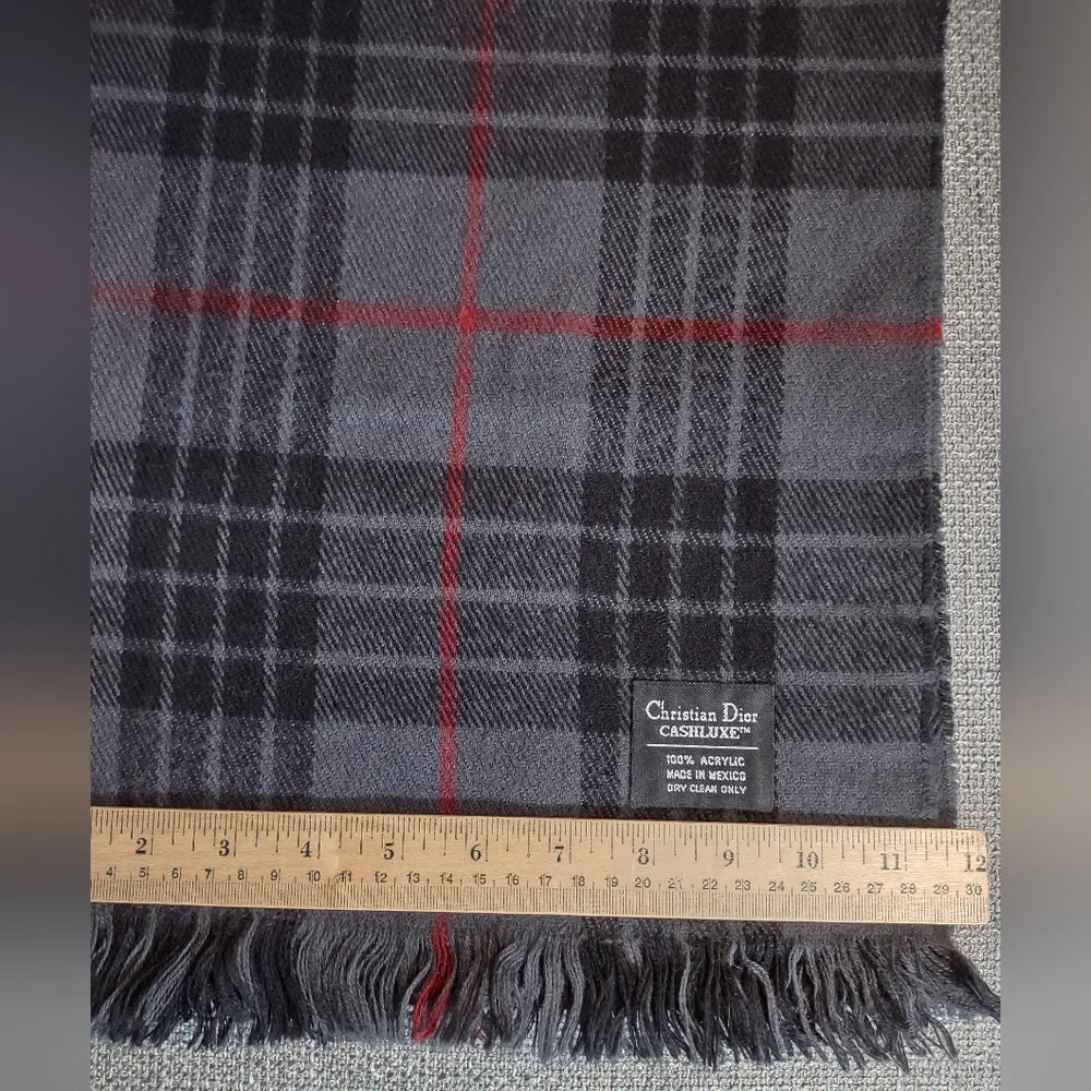 Firm Final price!*Acrylic Cashluxe Scarf